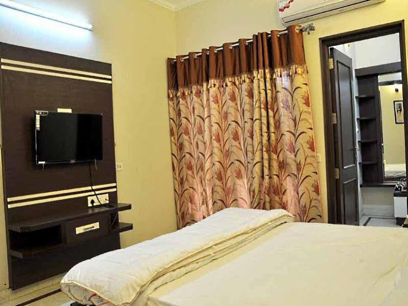 Mohini Home Stay Agra  Kültér fotó